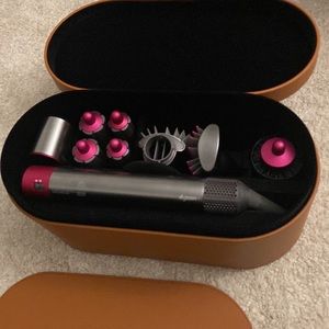 Dyson Airwrap Pink Complete Set - New!!